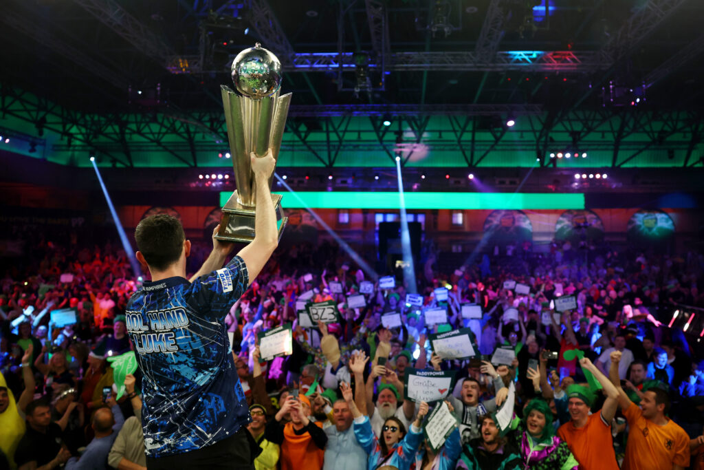 2023/24 Paddy Power World Darts Championship - Day Sixteen